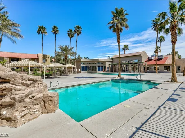 5240 Indian River Dr Unit 272, Las Vegas, NV 89103