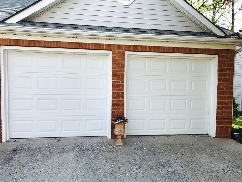 Two car garage 