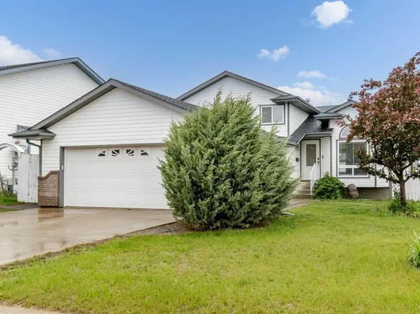 61 W Premiere Cres, Blackfalds, AB T4M 0E6