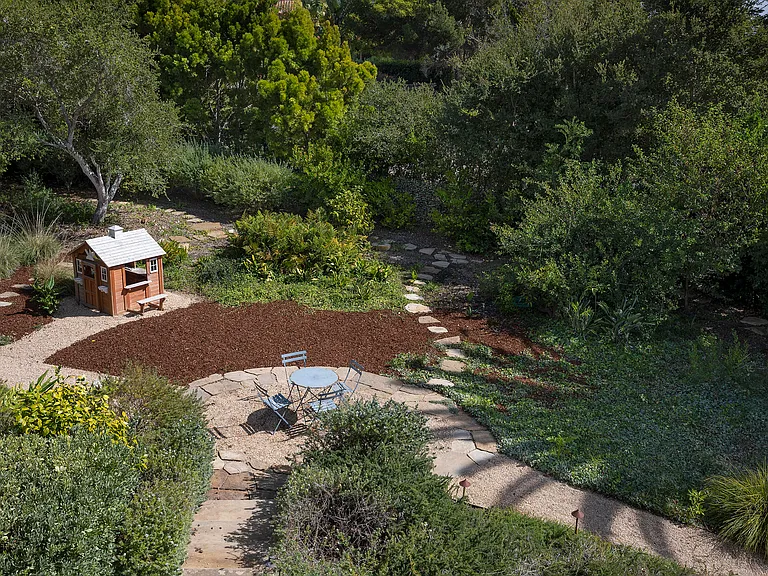 4110 Creciente Dr — Photo 27