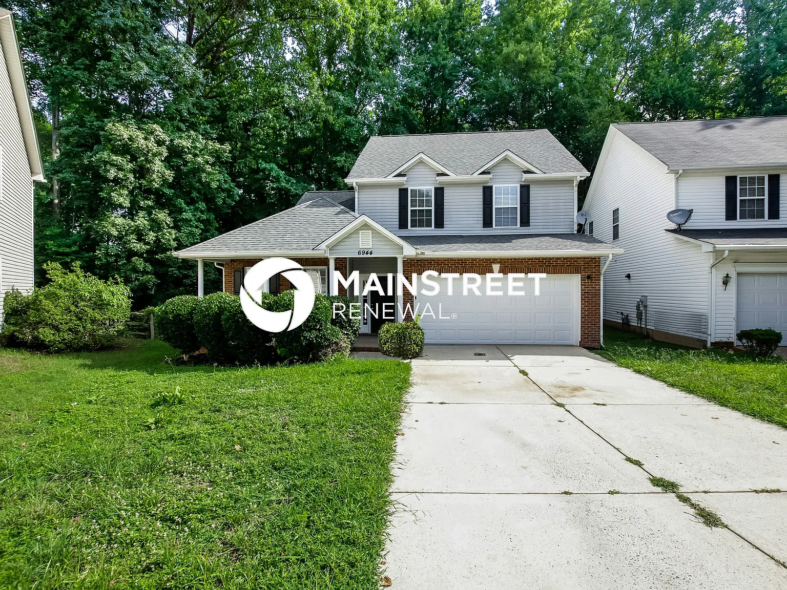 6944 Brachnell View Dr — Photo 1