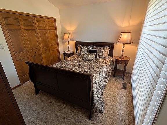 3rd image of 1032 Rosewood Ct