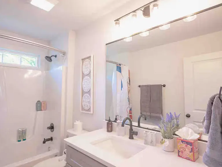 418 Moseley Dr — Photo 39