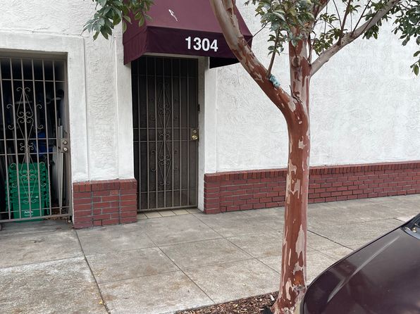 1304 Versailles Ave APT A