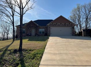 196 Blackjack Rd, Greenbrier, AR 72058