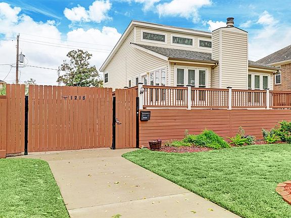 4th image of 1218 Howard Ln