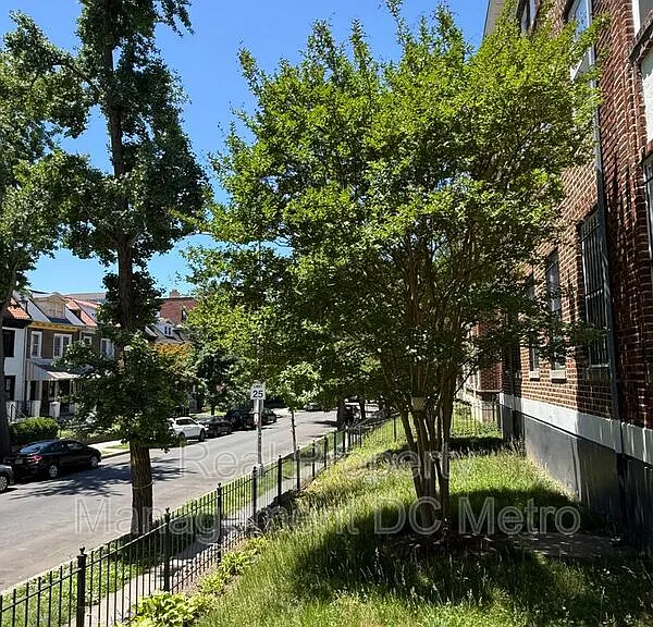 1441 Spring Rd NW #202 — Photo 22