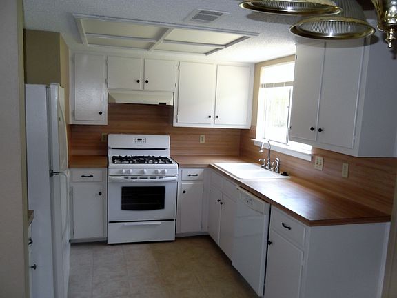 5th image of 2705B Sunny Ln