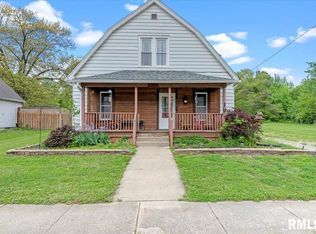 805 E Kinzie St, Riverton, IL 62561