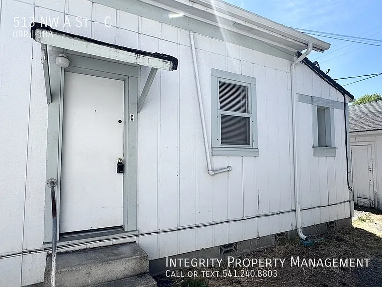 513 NW A St #C — Photo 18