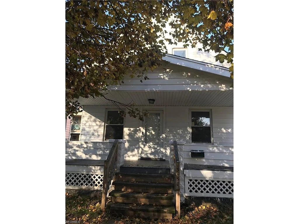 3430 W 54th St photo 1