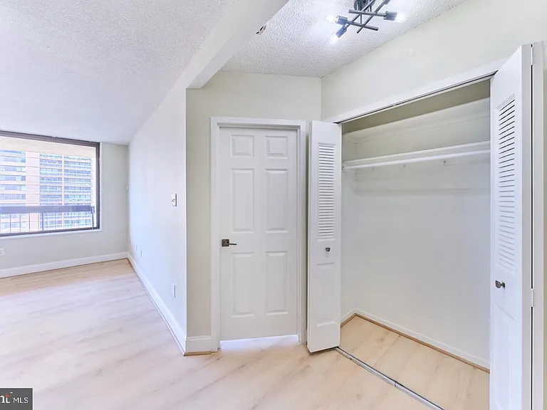 3705 George Mason Dr #2102S — Photo 30
