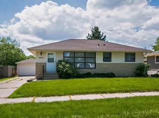 2519 11th Ave NW, Rochester, MN 55901