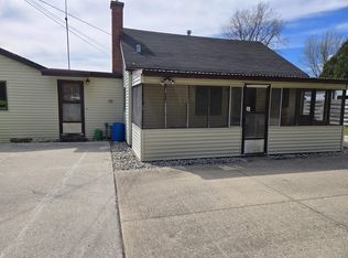 2020 Herman Rd, Manitowoc, WI 54220