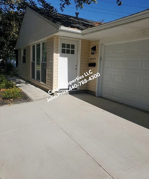9584 Manorford Dr — Photo 4