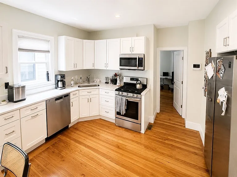 94 Josephine Ave #1 — Photo 9