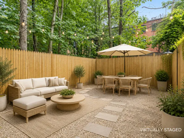 424 Atlantic Avenue image 1 of 8