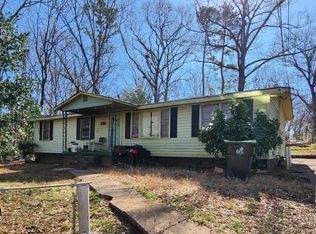 120 Creekside Dr, Thomaston, GA 30286