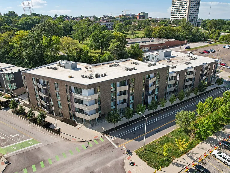 Gallerie Apartments — Photo 101