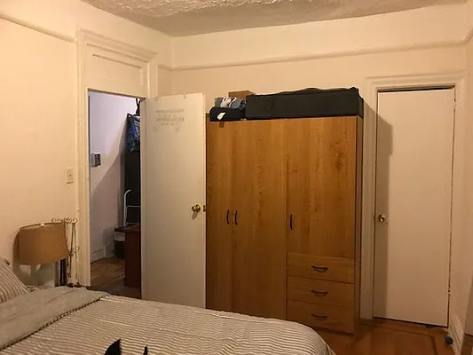 Rented by Nooklyn NYC LLC | media 13