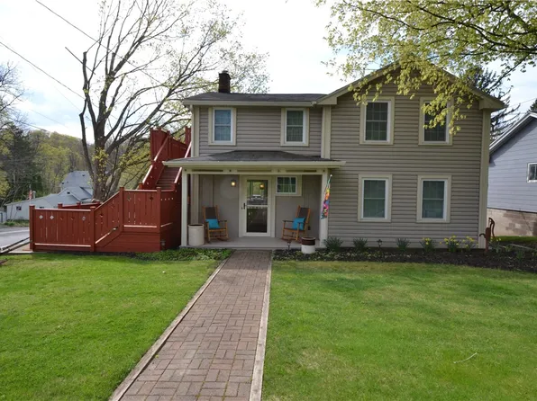 45 Main St, Macedon, NY 14502