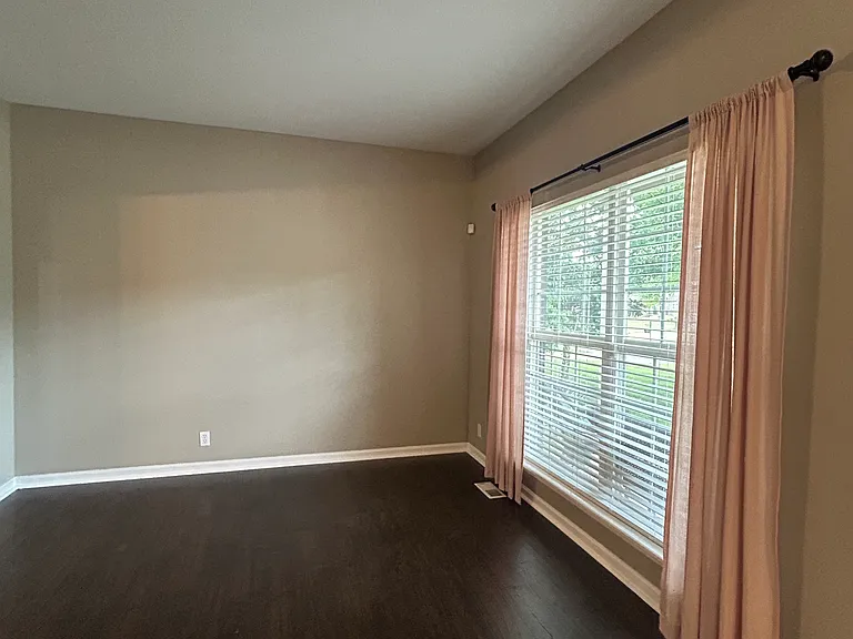 10109 Spring Gate Dr — Photo 21
