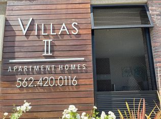 Villas, Lakewood, CA 90712