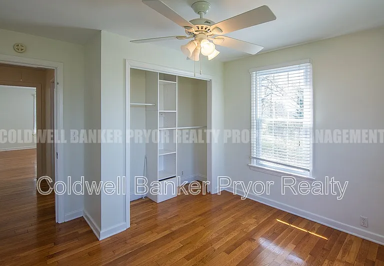 323 Walsh Rd — Photo 23