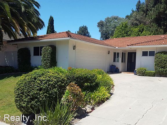 2nd image of 15230 Segovia Ct