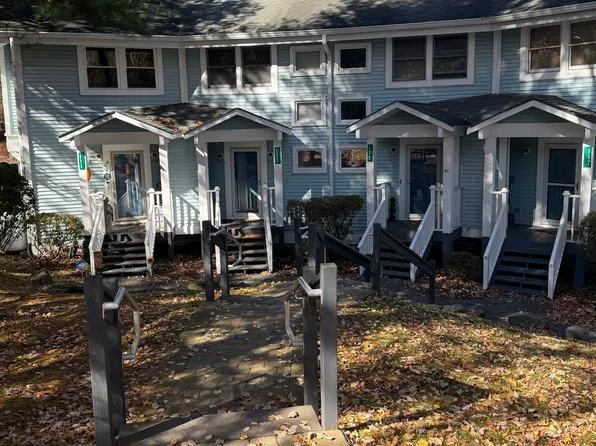 113 Huntington Dr #113, East Stroudsburg, PA 18302