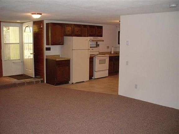 2nd image of 150 Main St APT 8