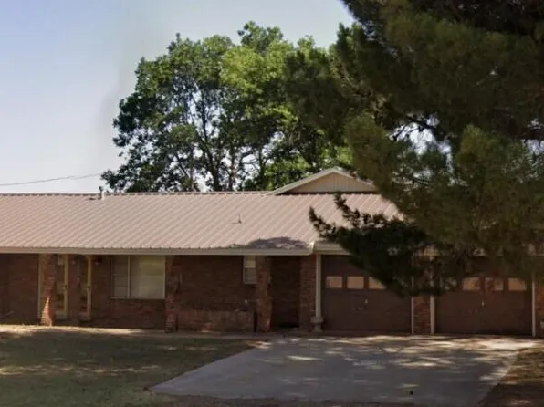 880 State Highway 83 E, Loop, TX 79342