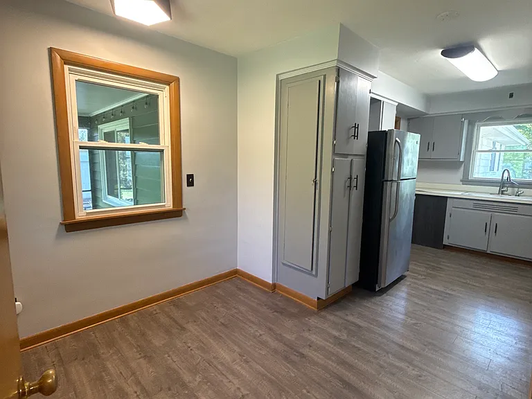 Eating area and Kitchen