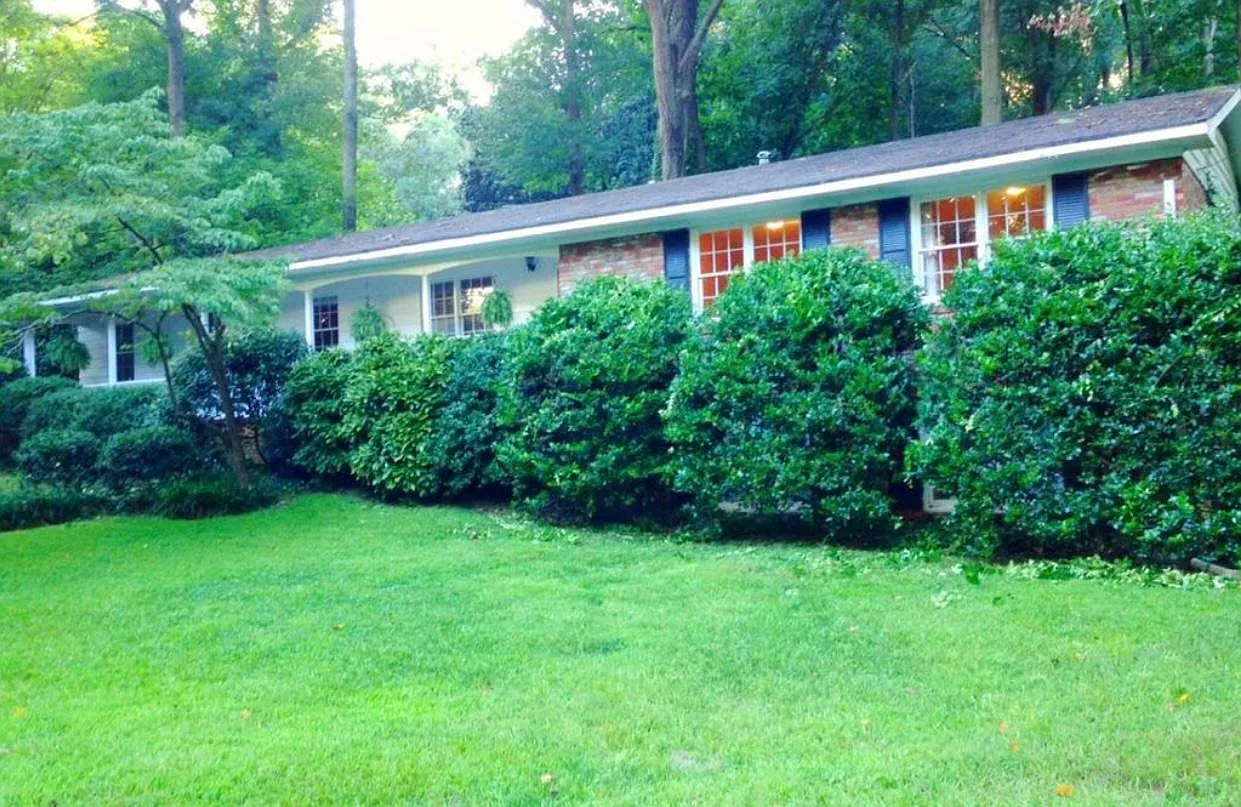4810 Northway Drive — Photo 1