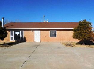 2417 Metzgar Rd SW, Albuquerque, NM 87105