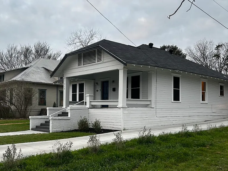710 N Wall St — Photo 1