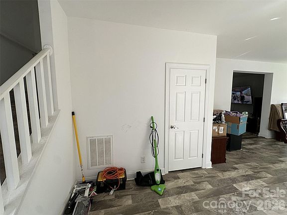 5th image of 5149 Deer Meadow Ln