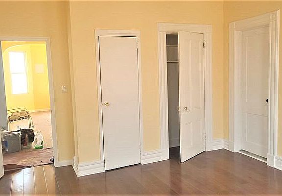 3rd image of 31-20 Westbourne Ave #1