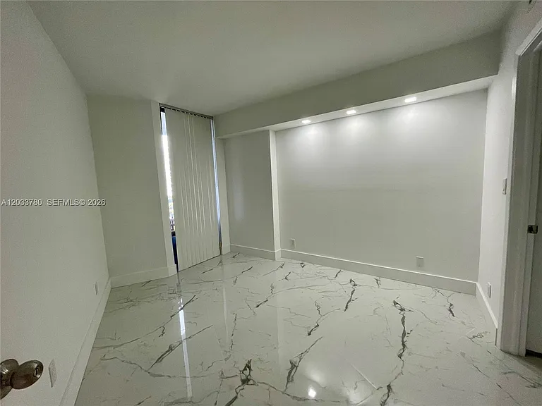 3300 NE 192nd St #509 — Photo 10