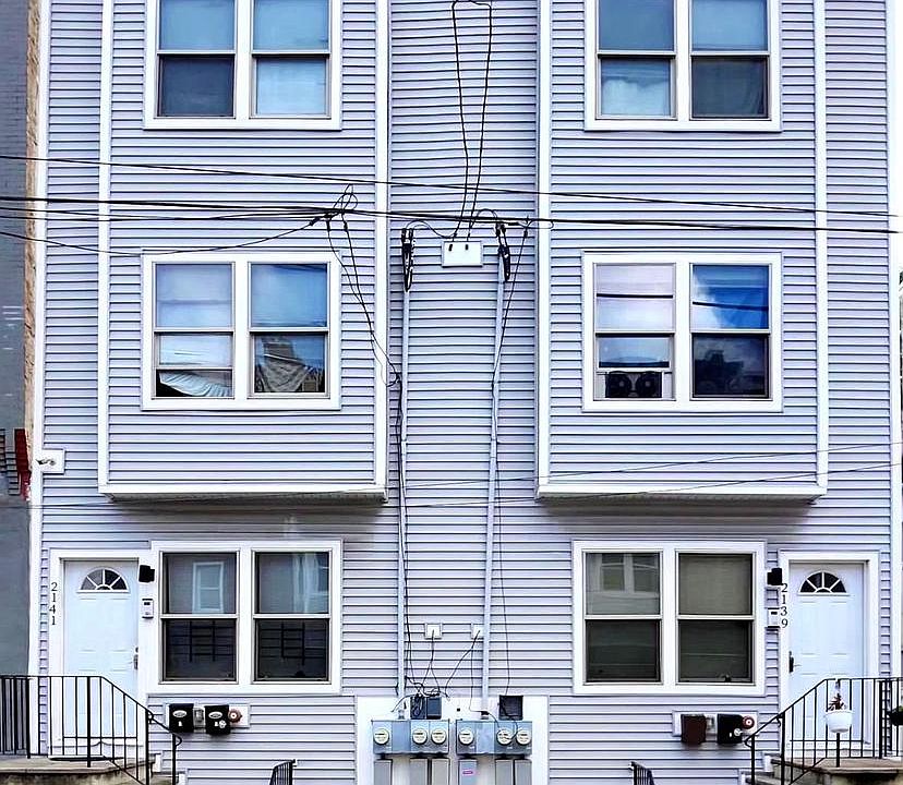 1st image of 2139 N 18th St