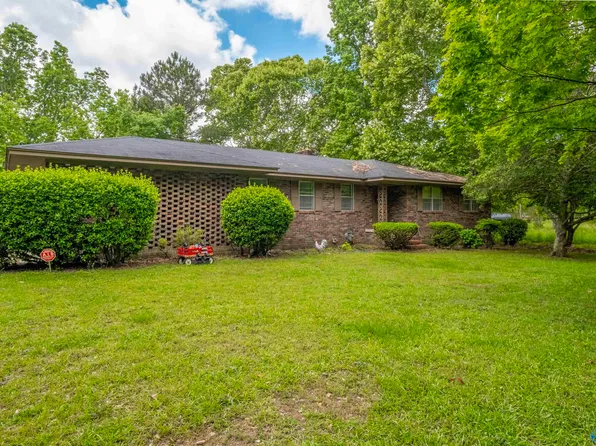 4349 McLain St S, Gadsden, AL 35903