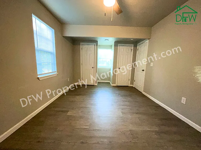 1808 NW Taft Ave — Photo 10