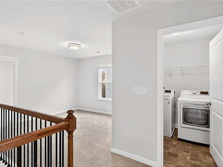 5377 Fountain Head Ln — Photo 23