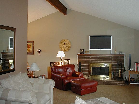 Living Rm