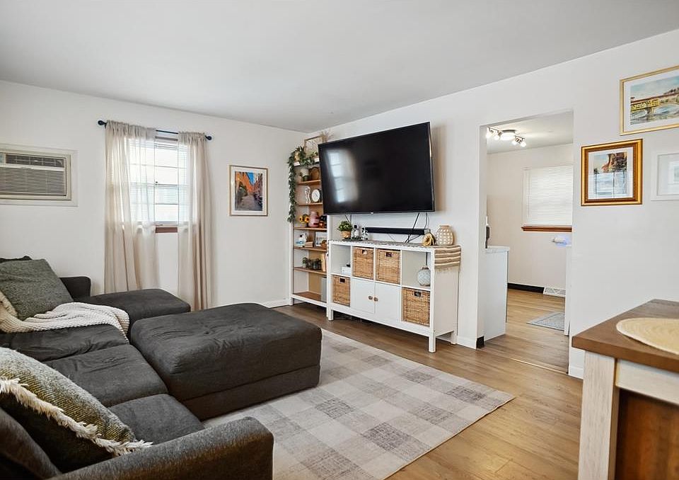 1st image of 5852 Washburn Ave S #1