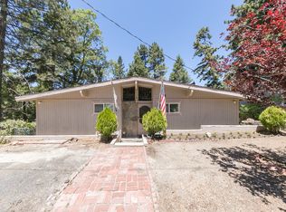 30764 Live Oak Dr, Running Springs, CA 92382