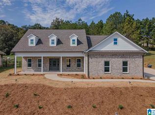 8127 Weatherstone Cir, Bessemer, AL 35022