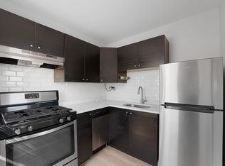 5858 N Sheridan Rd APT 402, Chicago, IL 60660