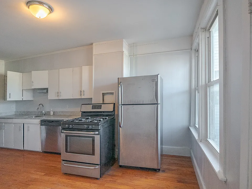 141 Cottage St #3-E