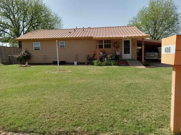 408 E Johnston St, Rotan, TX 79546